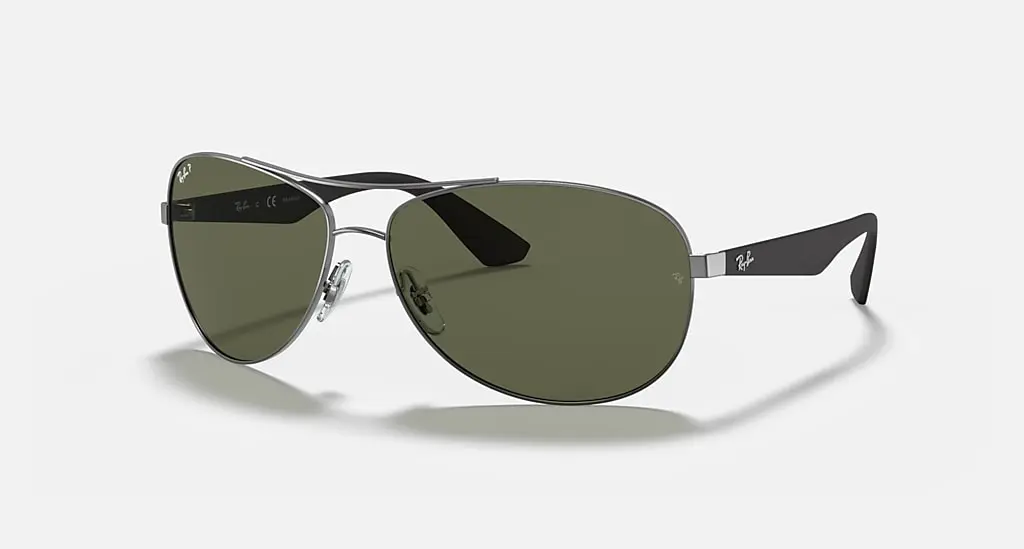 

Солнцезащитные очки Ray-Ban RB3526, зеленый