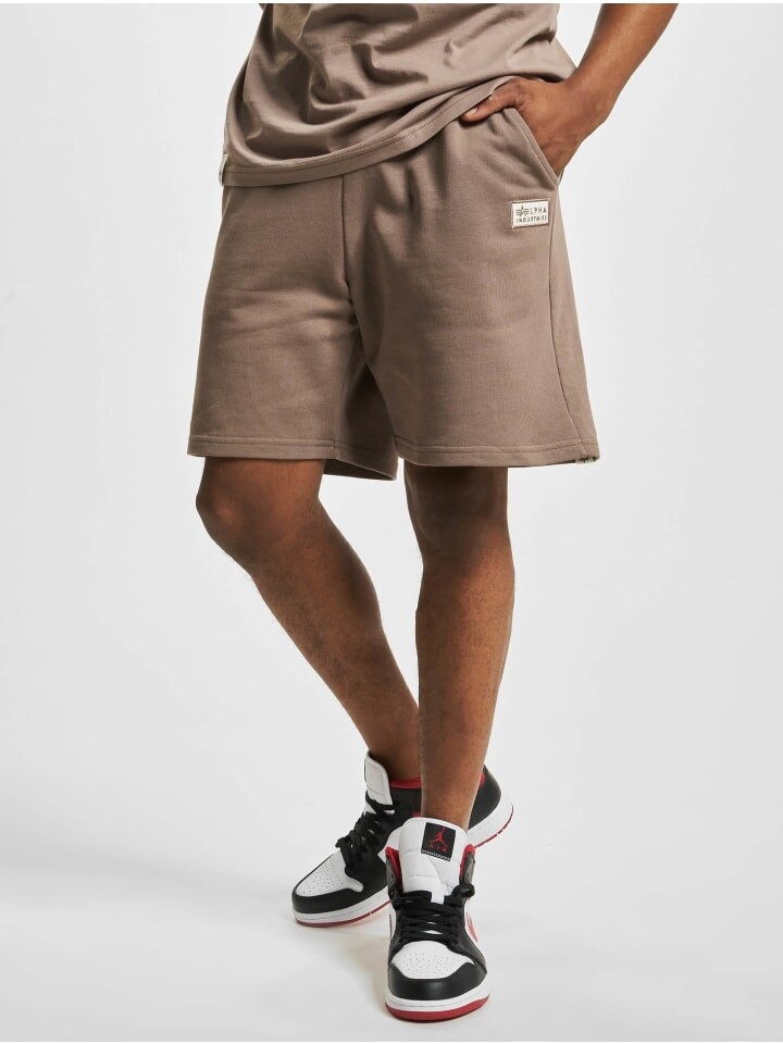 

Шорты Alpha Industries, коричневый