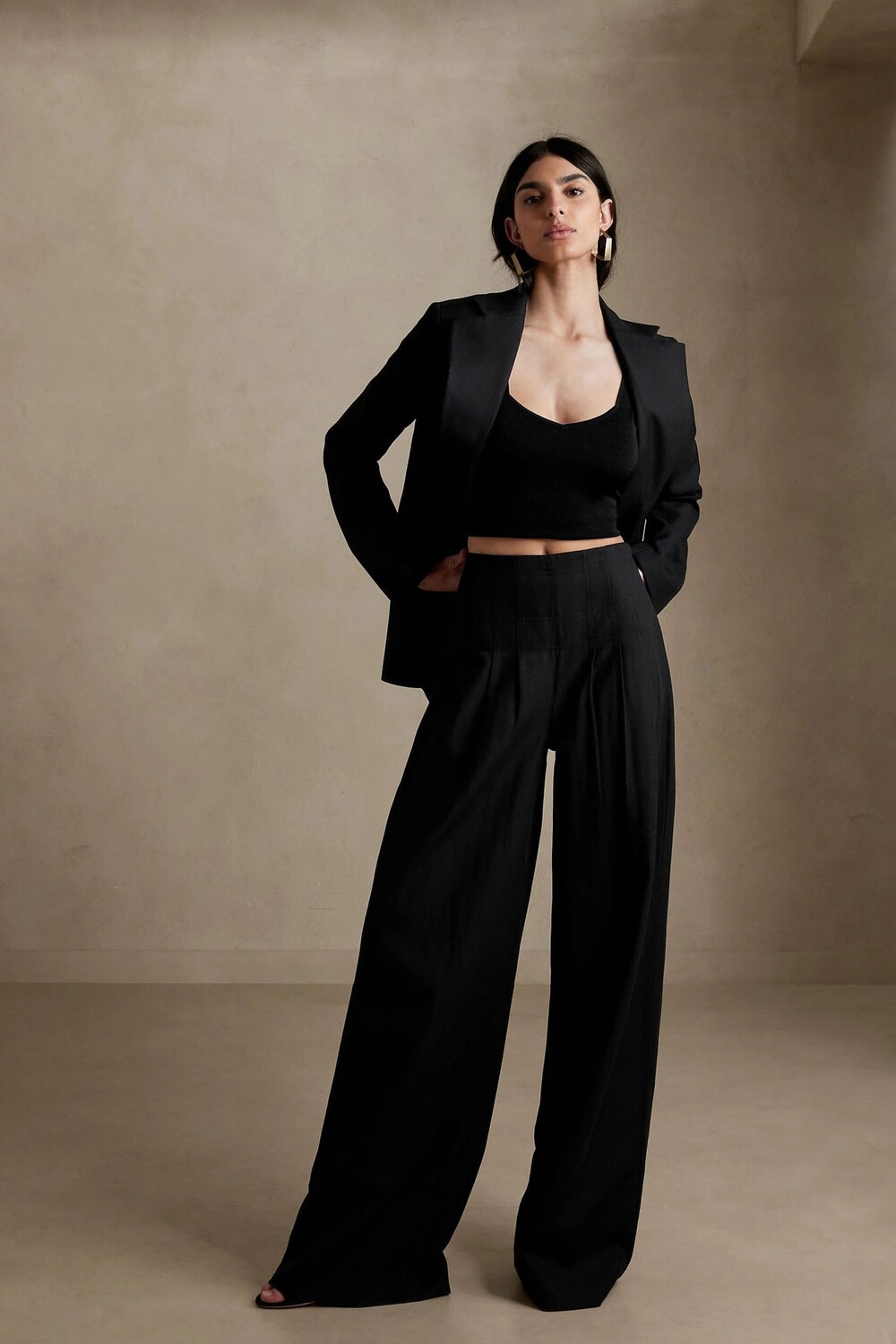 

Корсетные брюки Clarisse с очень завышенной талией Banana Republic, черный