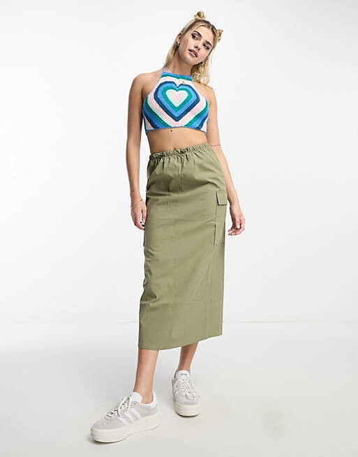 

Синий укороченный топ с сердечками ASOS DESIGN