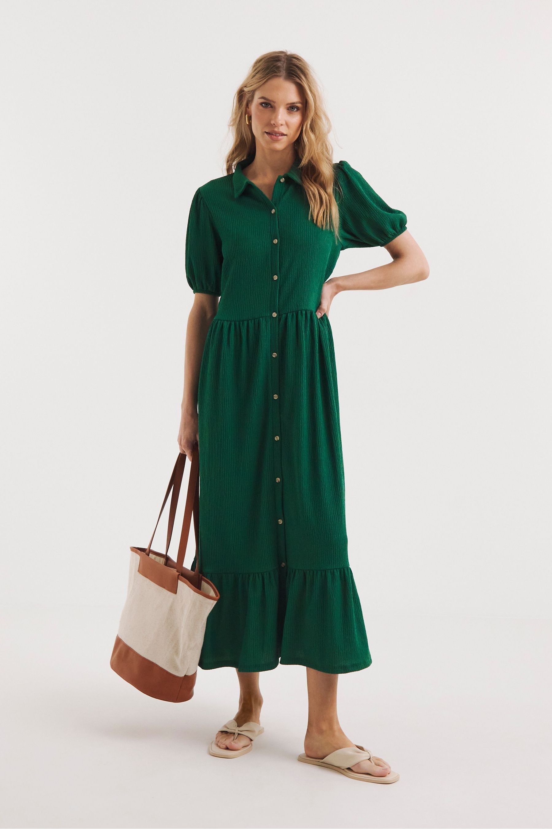 Зеленое платье-рубашка миди из фактурного трикотажа JD Williams, зеленый