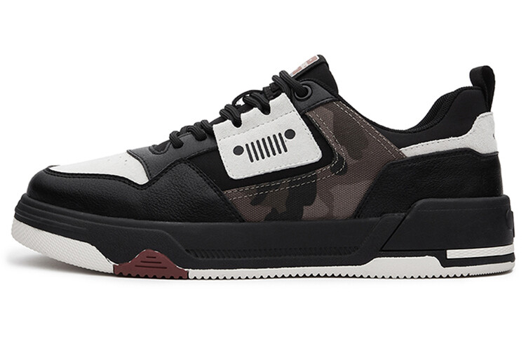 

Кроссовки Jeep Skateboarding Shoes Men Low-top Black, черный