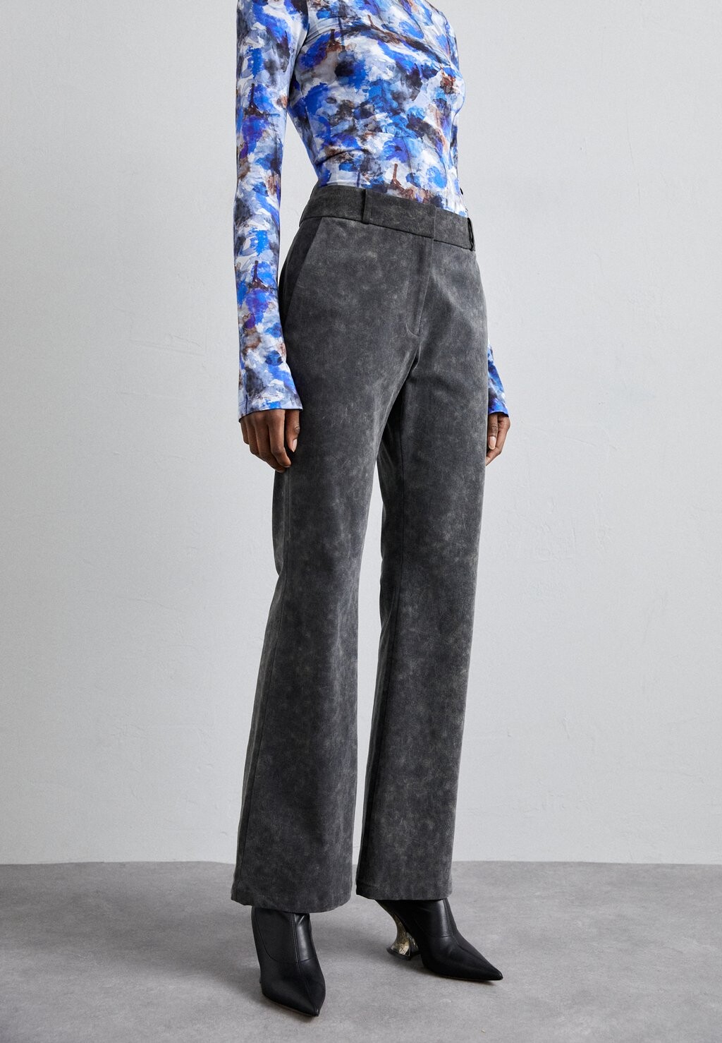 

Брюки Fitted Tailored Trousers Elleme, цвет grey