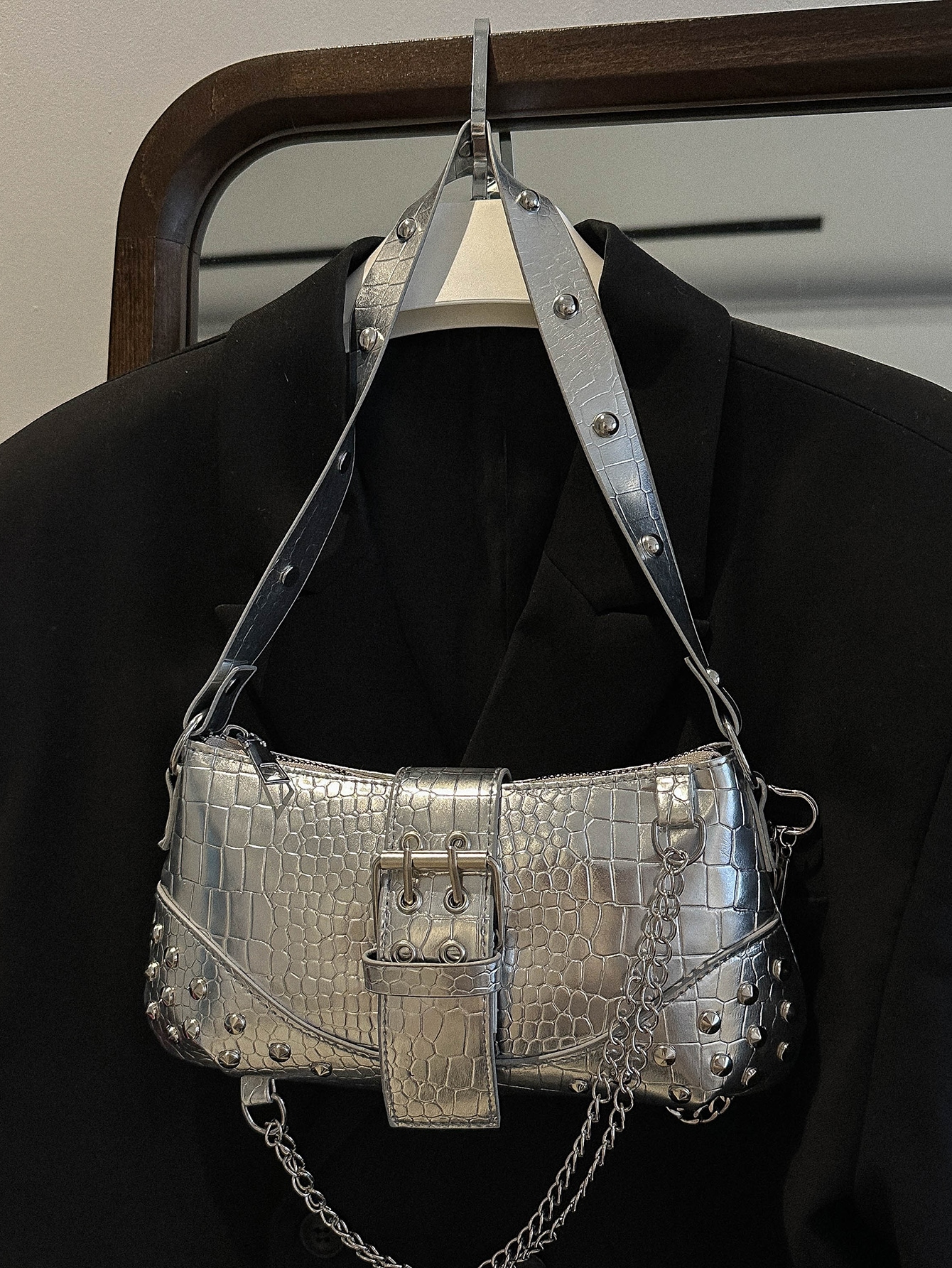 Легкая деловая повседневная сумка-хобо в стиле панк с тиснением под крокодила коричневого цвета с шипами из искусственной кожи для девочек-подростков, серебро фото