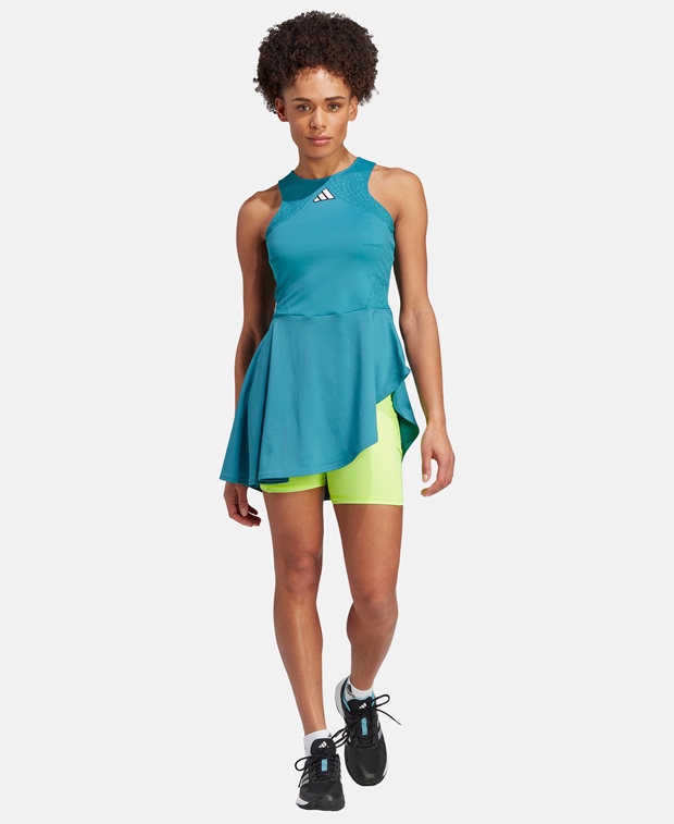 Теннисное платье с шортами adidas Performance, зеленое яблоко PERFORMANCE