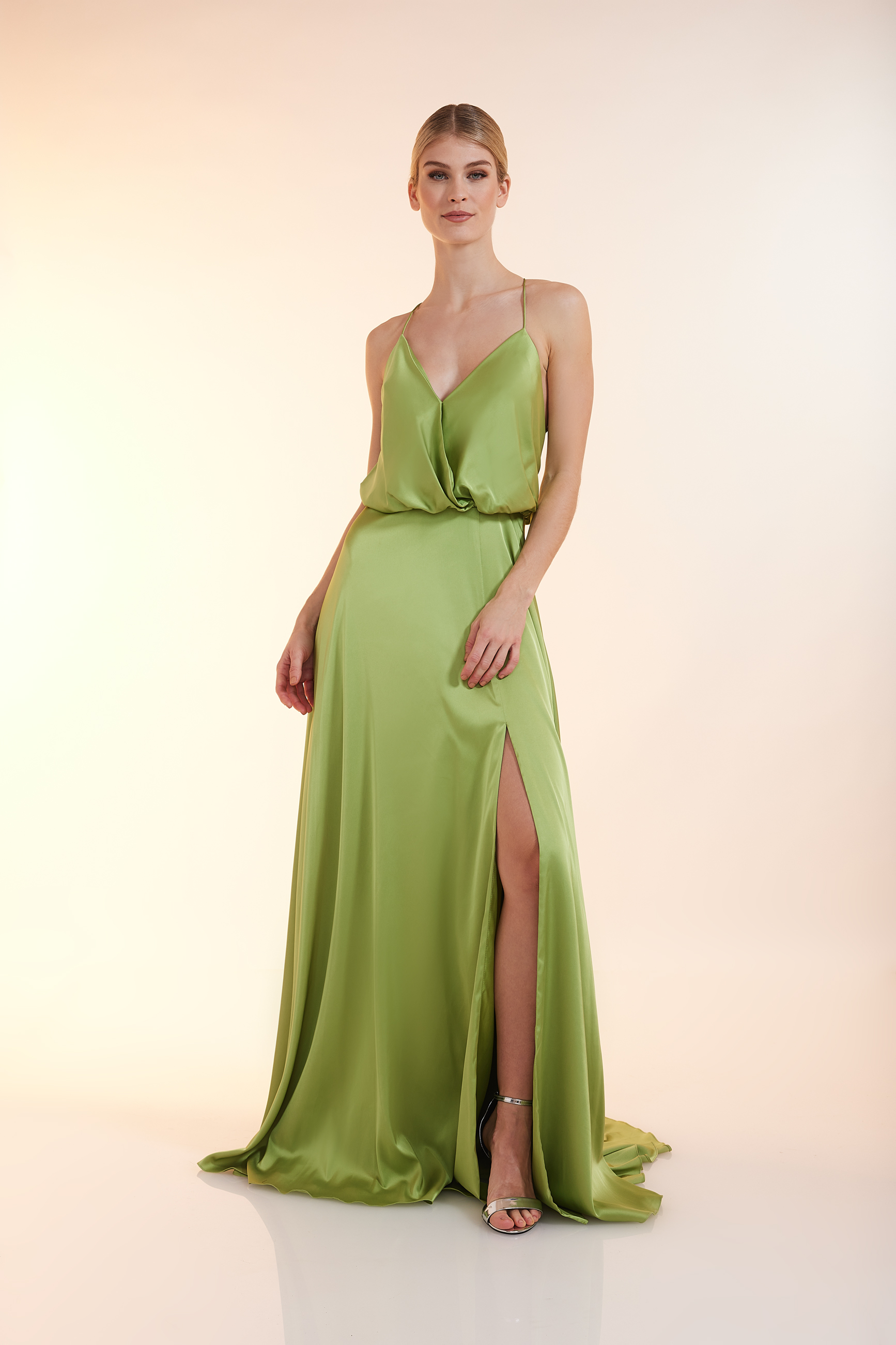 Платье Unique Abend Luxe Slip Dress, цвет Fluorite Green