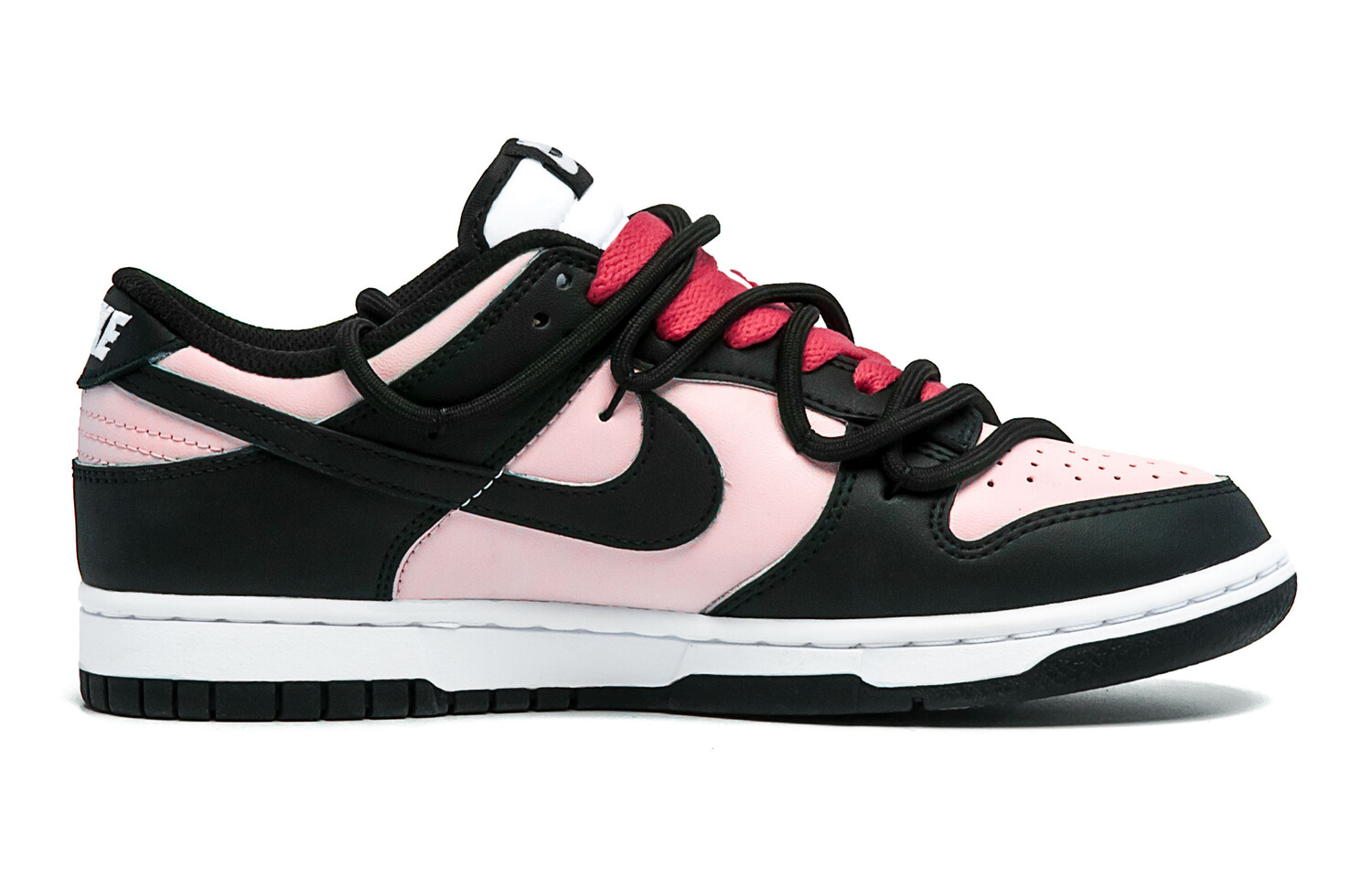 

Женские кроссовки для скейтбординга Nike Dunk