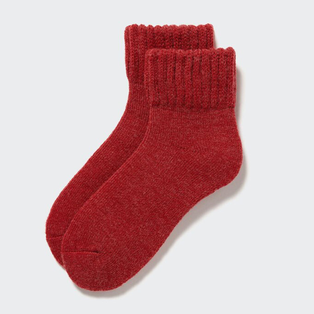 

Женские носки Uniqlo HEATTECH короткие вязанные, кораллово-красный