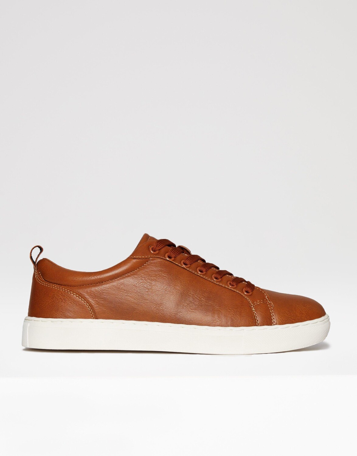 

Кроссовки 'Molineux' Casual Court Trainers Threadbare, коричневый