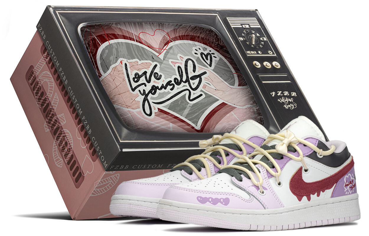 

Кроссовки Air Jordan 1 Vintage Basketball Shoes Women's Low-top Black/beige/purple, фиолетовый