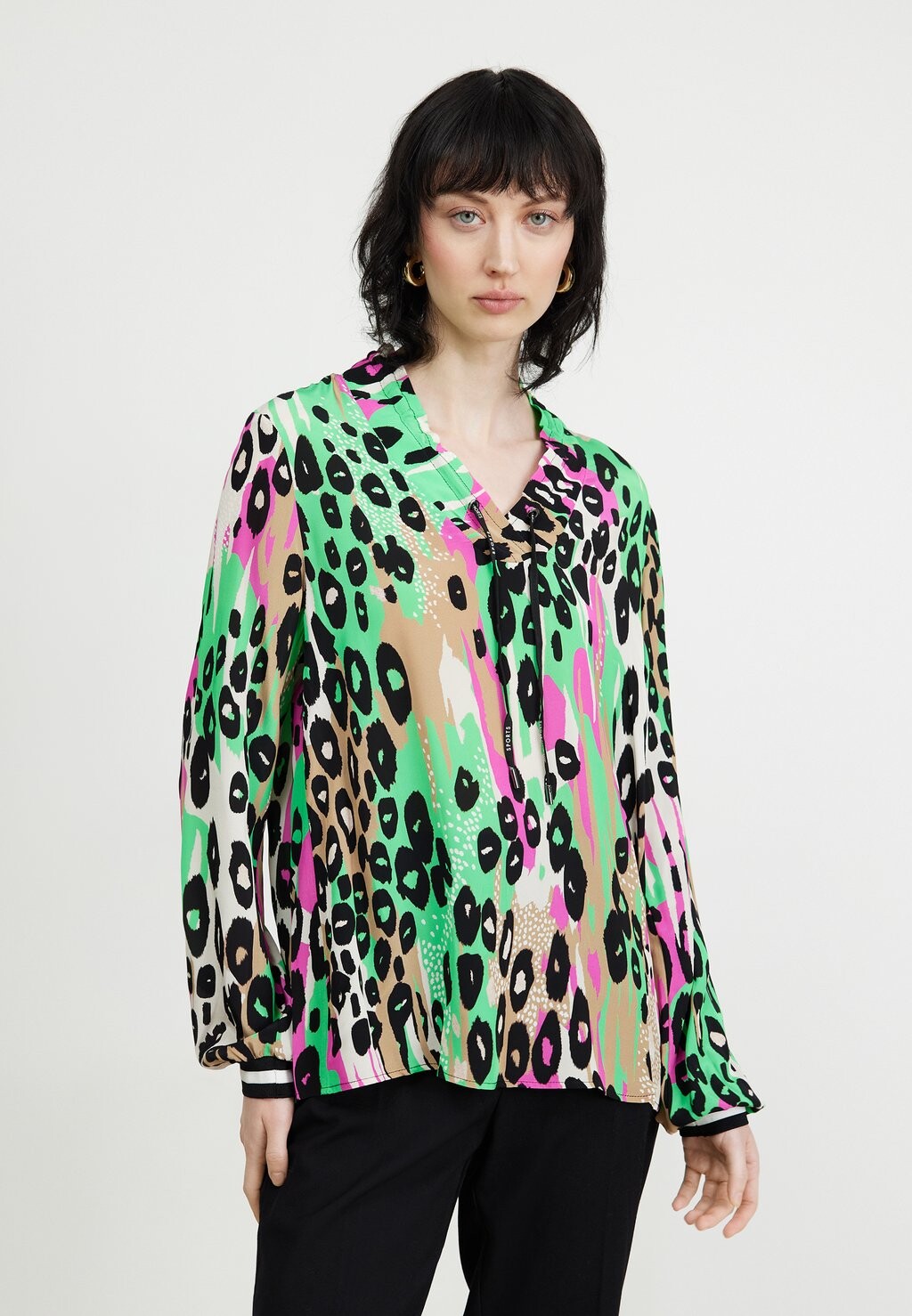 

Блузка Marc Cain, цвет new neon green