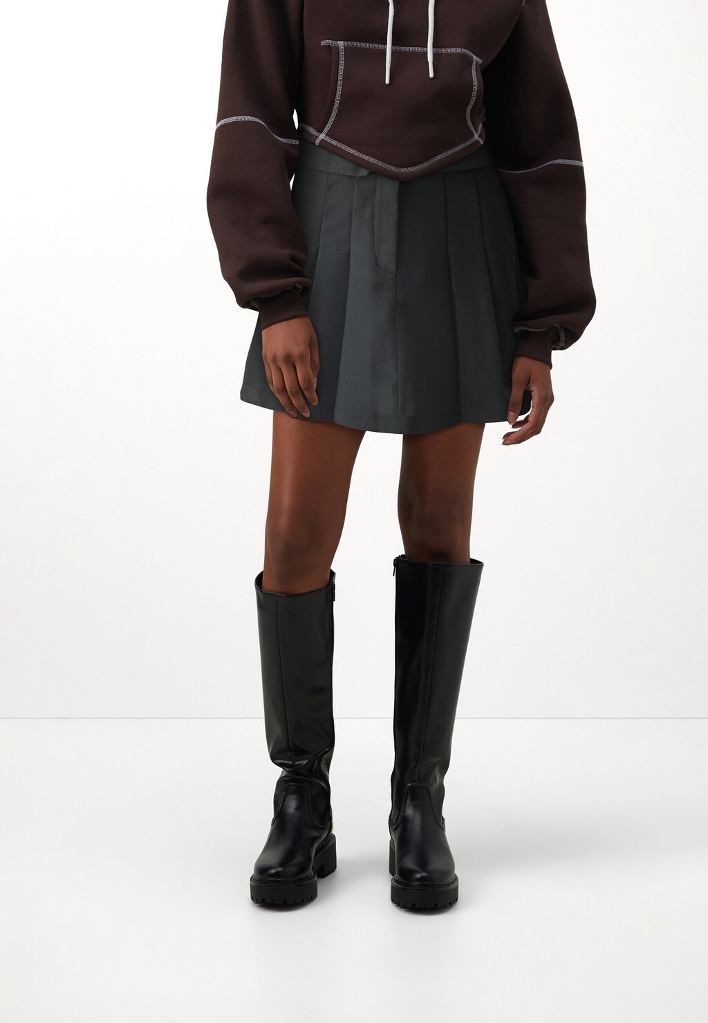 

Юбка плиссе NMELLEN PLEATED MINI SKIRT Noisy May, черный