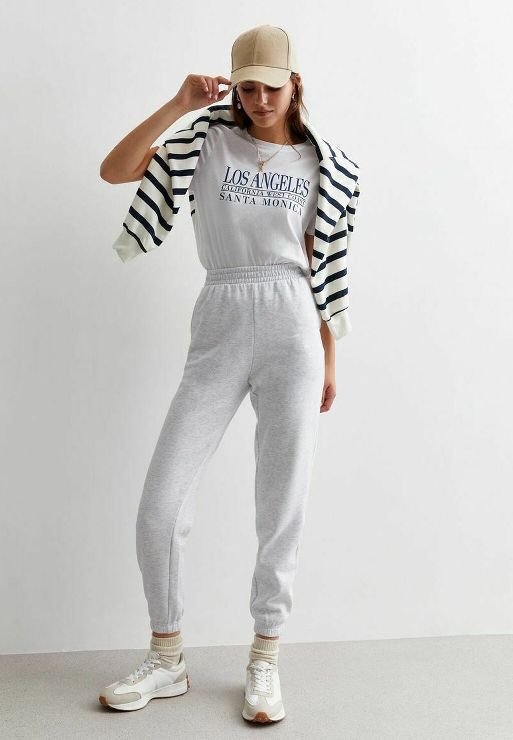

Спортивные брюки Cuffed Joggers New Look, цвет pale grey
