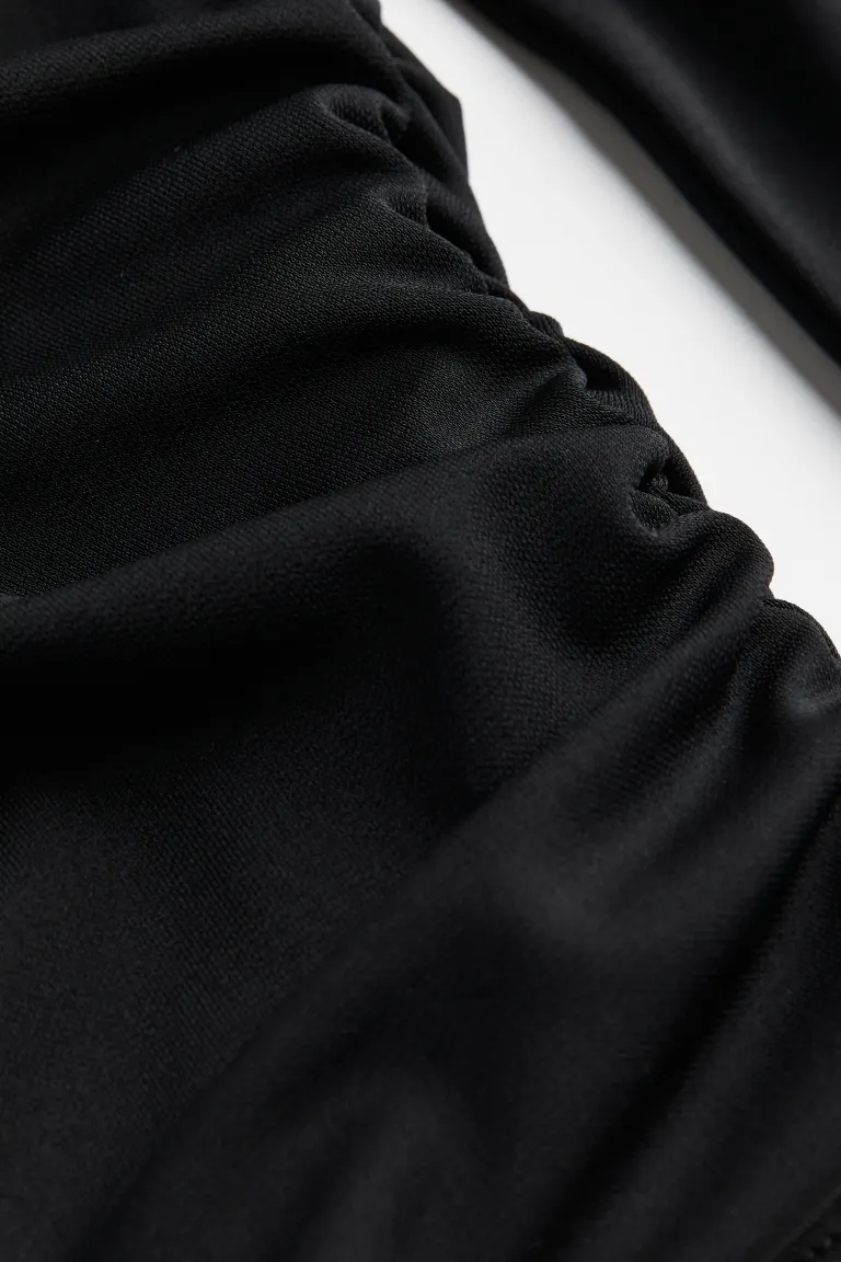 Блузка из трикотажа с перекрученной деталью H&M, черный