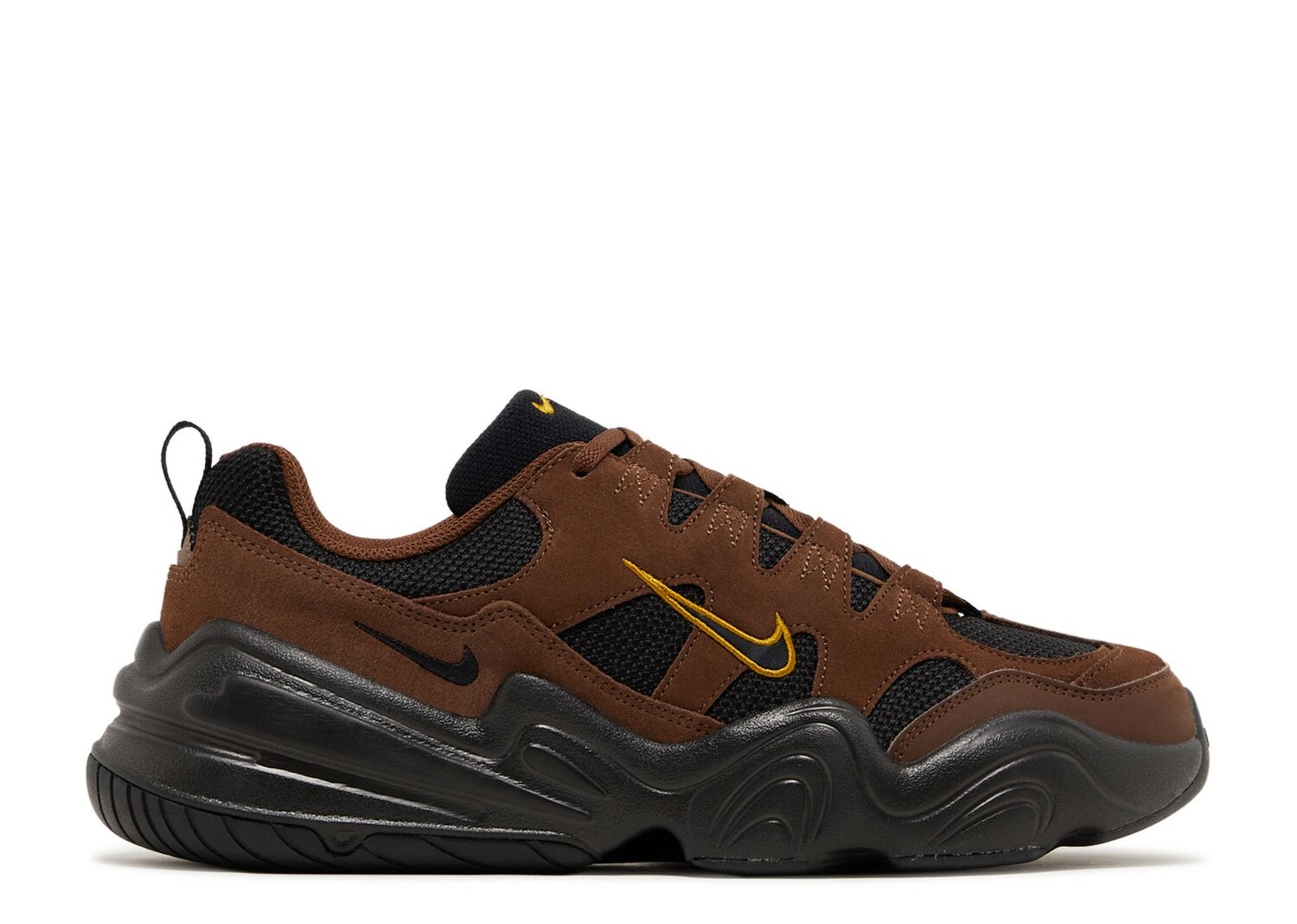 

Кроссовки Nike Tech Hera 'Cacao Wow', коричневый