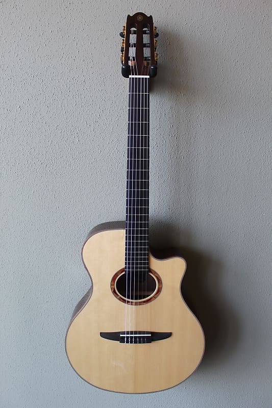 Акустическая гитара Brand New Yamaha NTX3 Acoustic/Electric Nylon String Classical Guitar