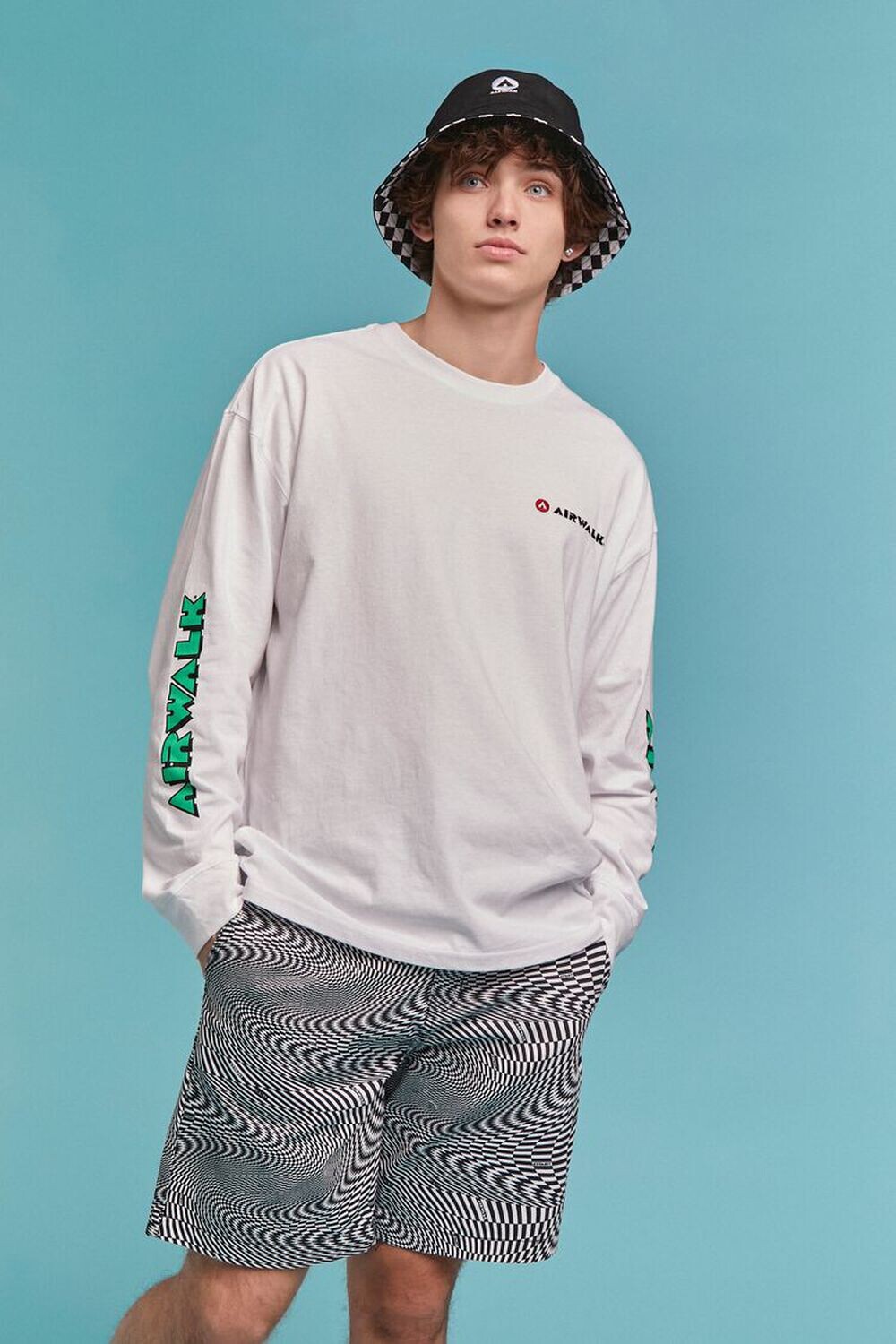 

Клетчатые шорты Airwalk Forever 21, черный
