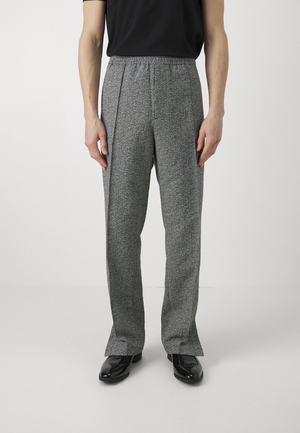 

Брюки SANTO PANTS J.LINDEBERG, цвет black