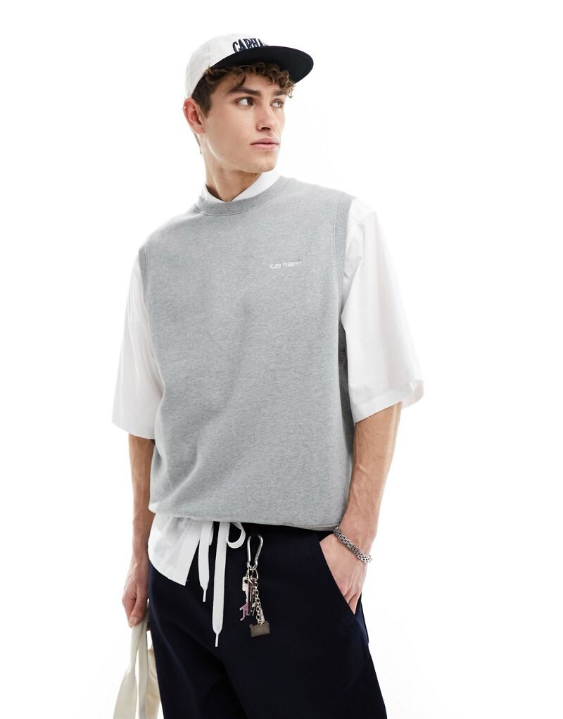 

Серый свитшот с надписью Carhartt WIP