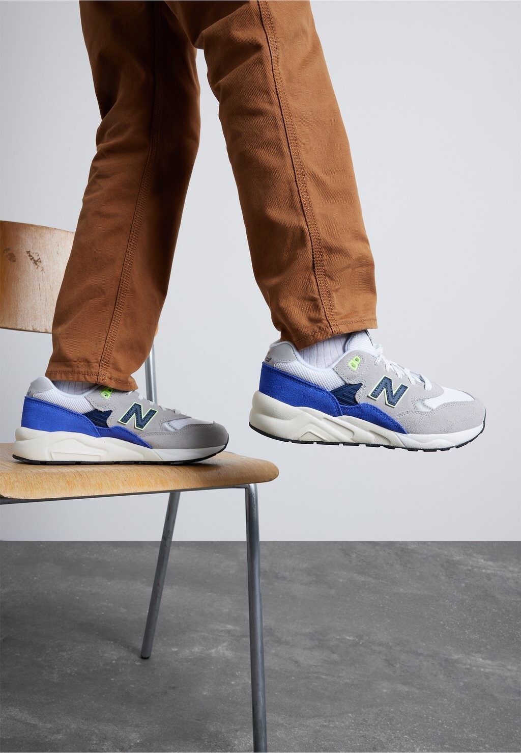

Кроссовки низкие 580 New Balance, цвет white