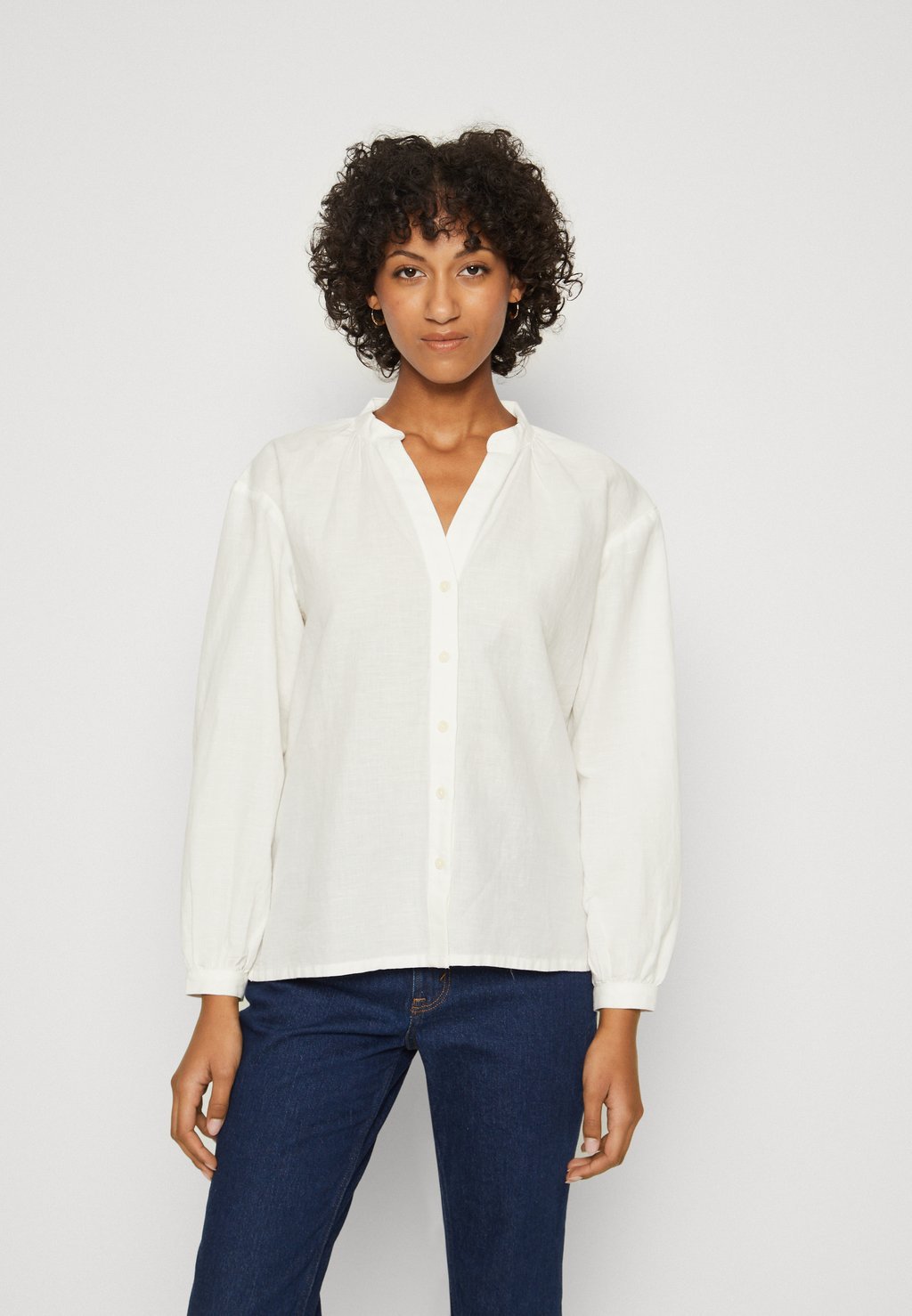 

Блузка-рубашка POET SLEEVE BLOUSE Wrangler, цвет white