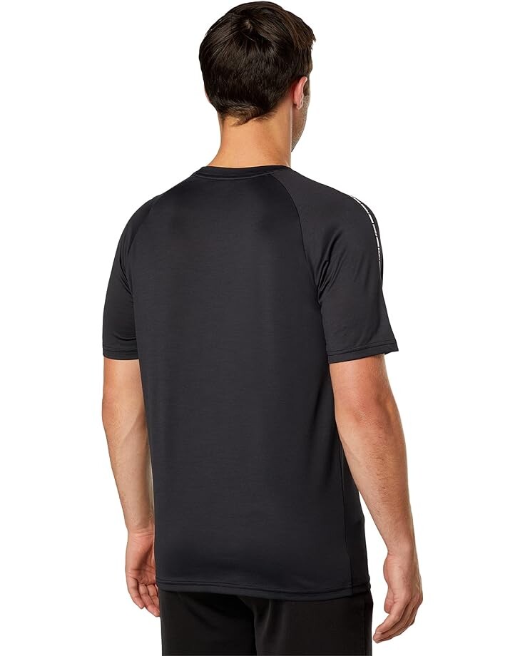 

Футболка PUMA Raglan Tape Tee, черный