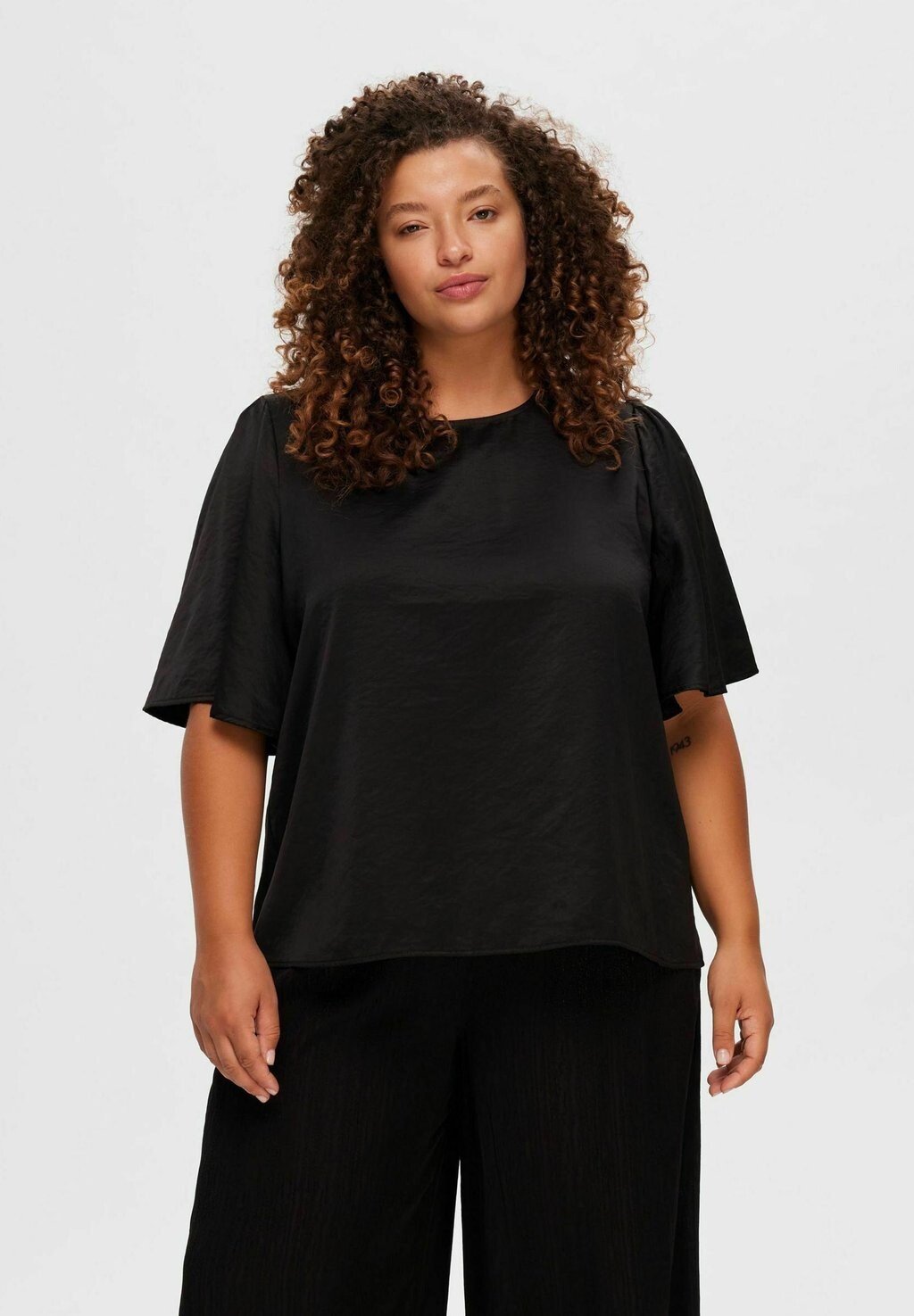 

Блузка Selected Femme, цвет black