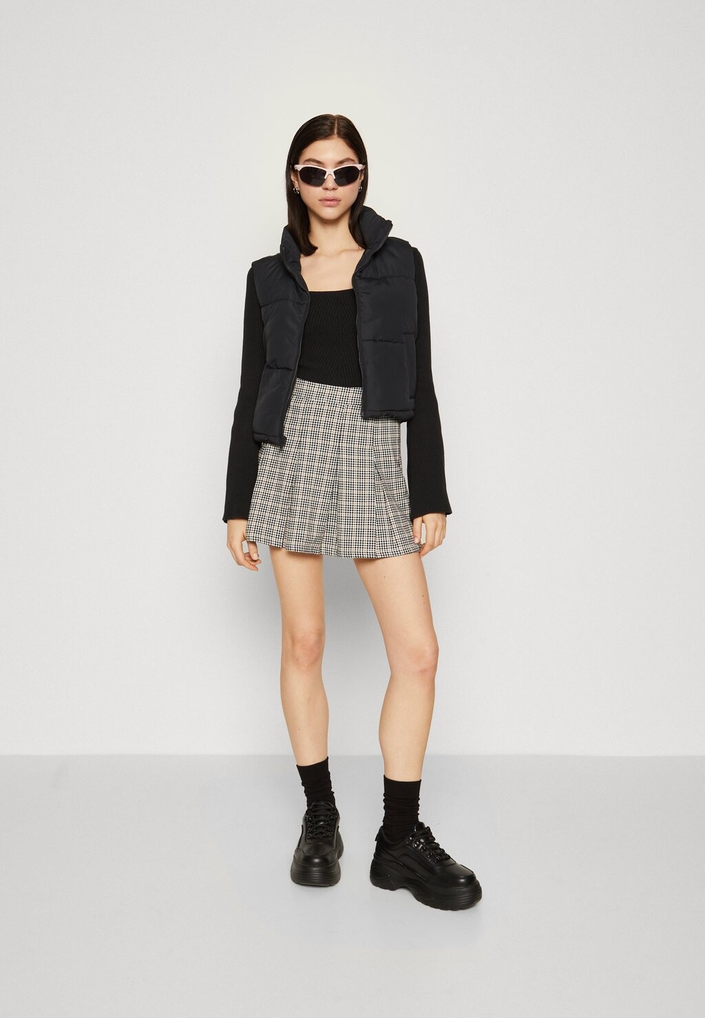

Жилет Hollister Co. ЖИЛЕТ ULTIMATE PUFFER, черный