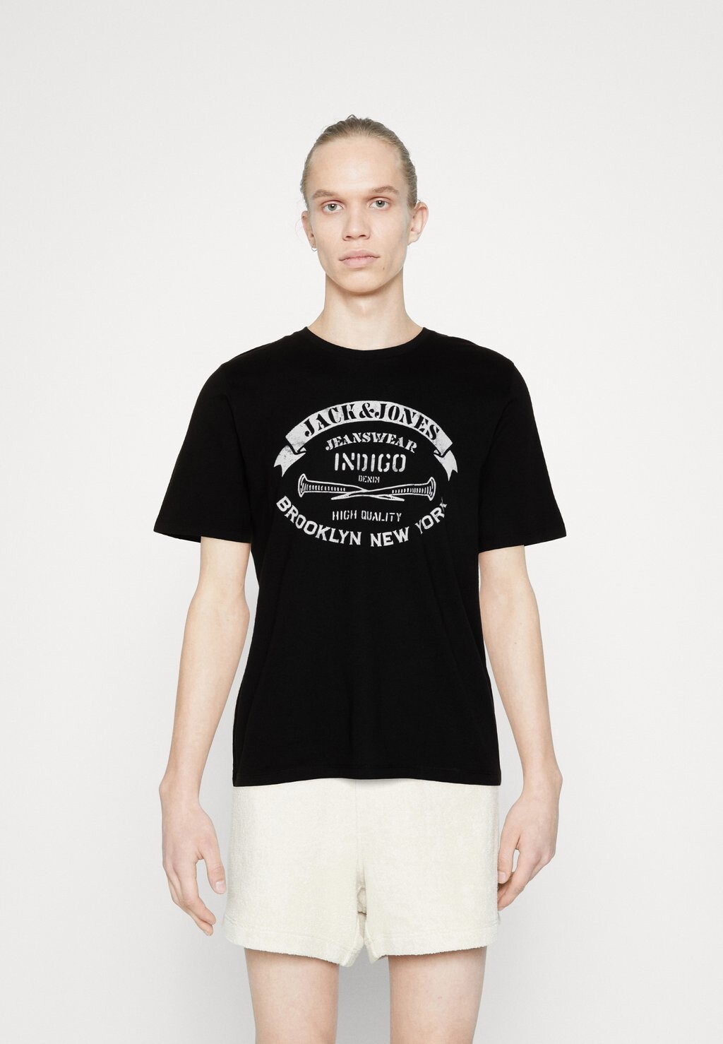 

Футболка с принтом Jack & Jones, черный