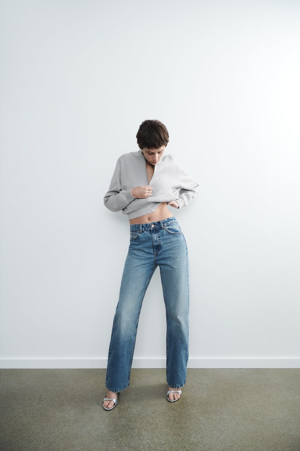 

Трикотажный кардиган-бомбер с металлической нитью ZARA, серебряный, Серый