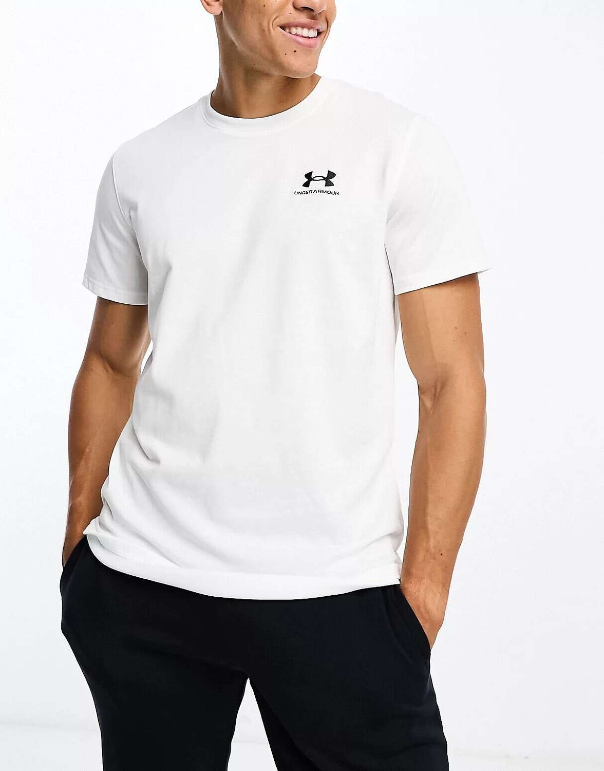 

Белая футболка с тисненым логотипом Under Armour, Белый