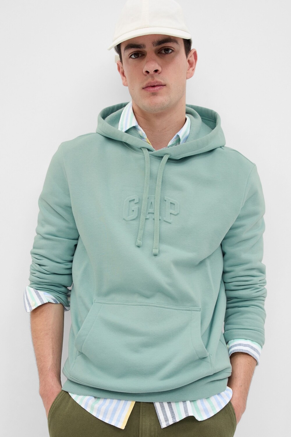 

Приподнятая толстовка с небольшим дугообразным логотипом Gap, зеленый
