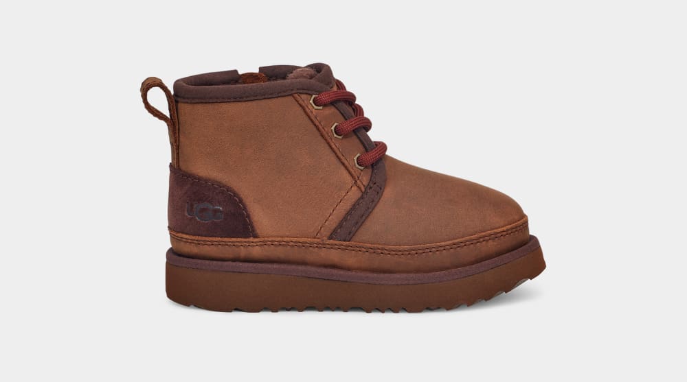 

Ботинки Neumel II Weather UGG, коричневый