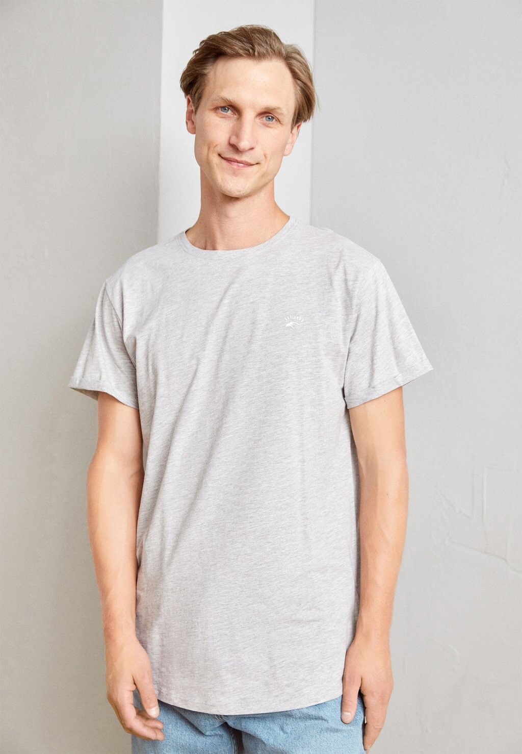

Базовая футболка Inkloge Indicode, цвет light grey