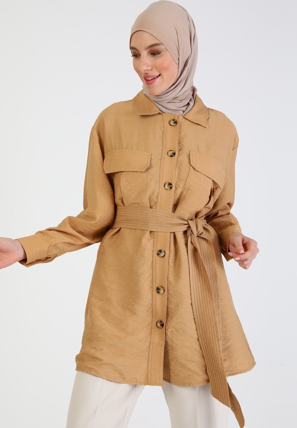 

Тренч POINT COLLAR REFKA Modanisa, верблюд