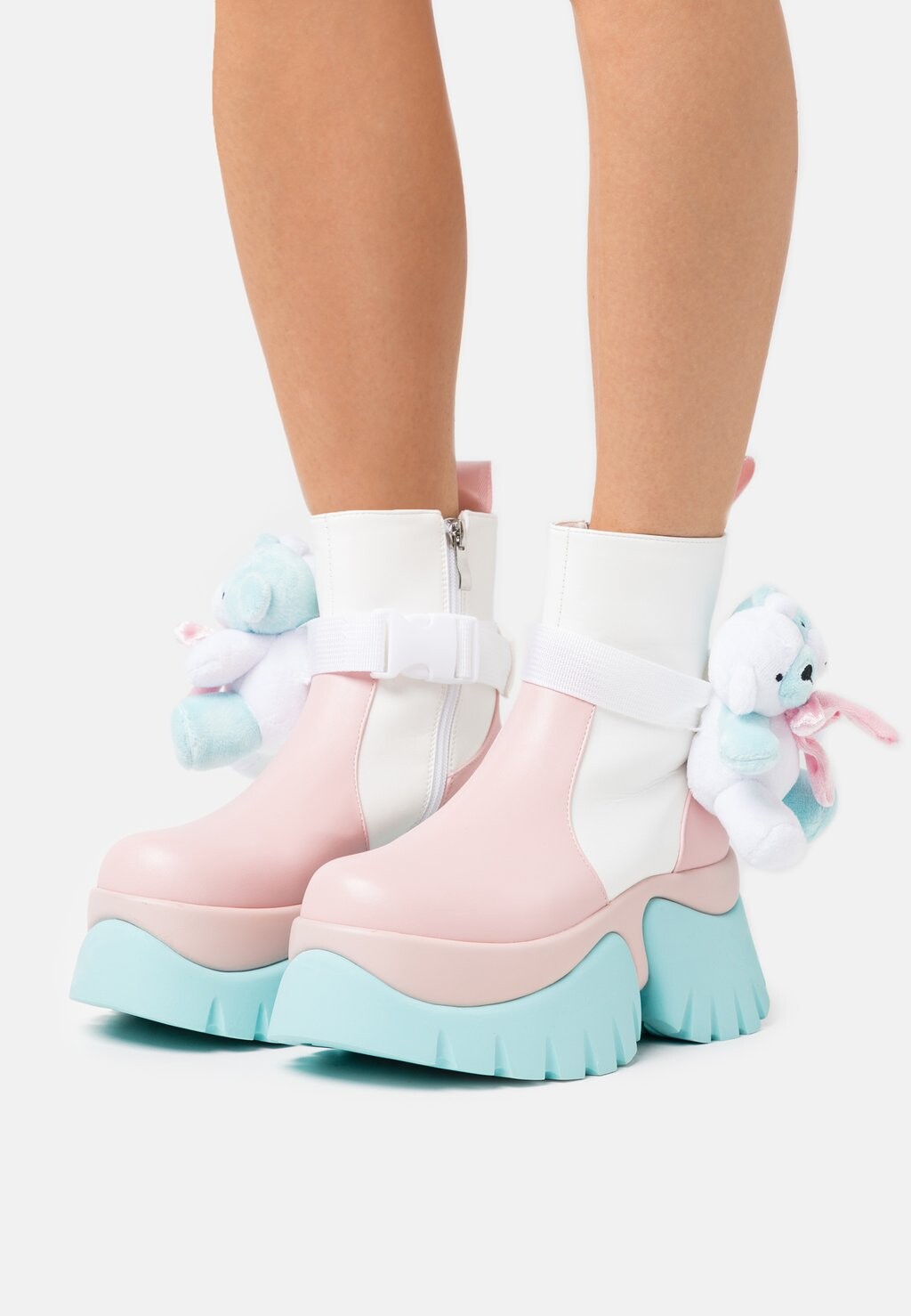 

Ботильоны Koi Footwear