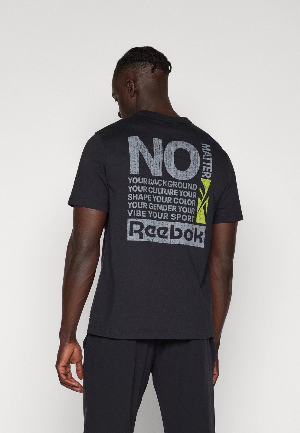 

Футболка с принтом Футболка NOT A SPECTATOR TEE Reebok, черный
