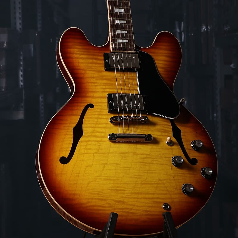

Электрогитара Gibson ES-335 Figured Semi-Hollow Electric Guitar - Iced Tea