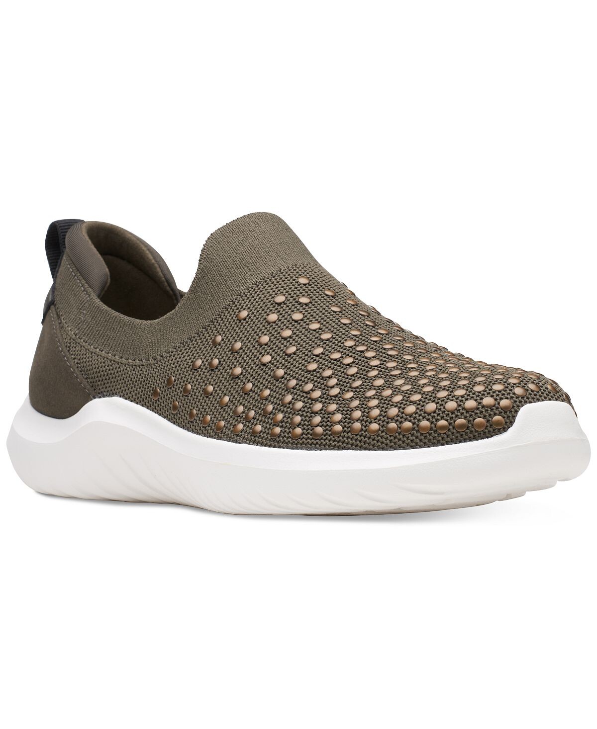 

Женские слипоны Nova Grove с шипами Clarks