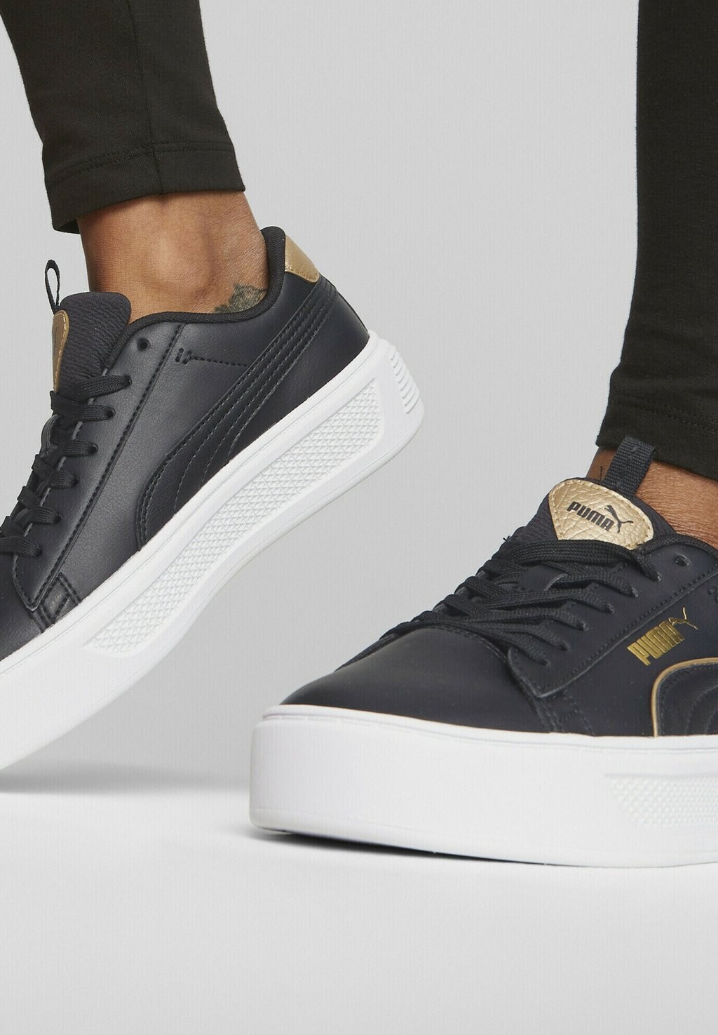 

Кроссовки Puma Smash Platform V3 Pop Up, черный золотой белый