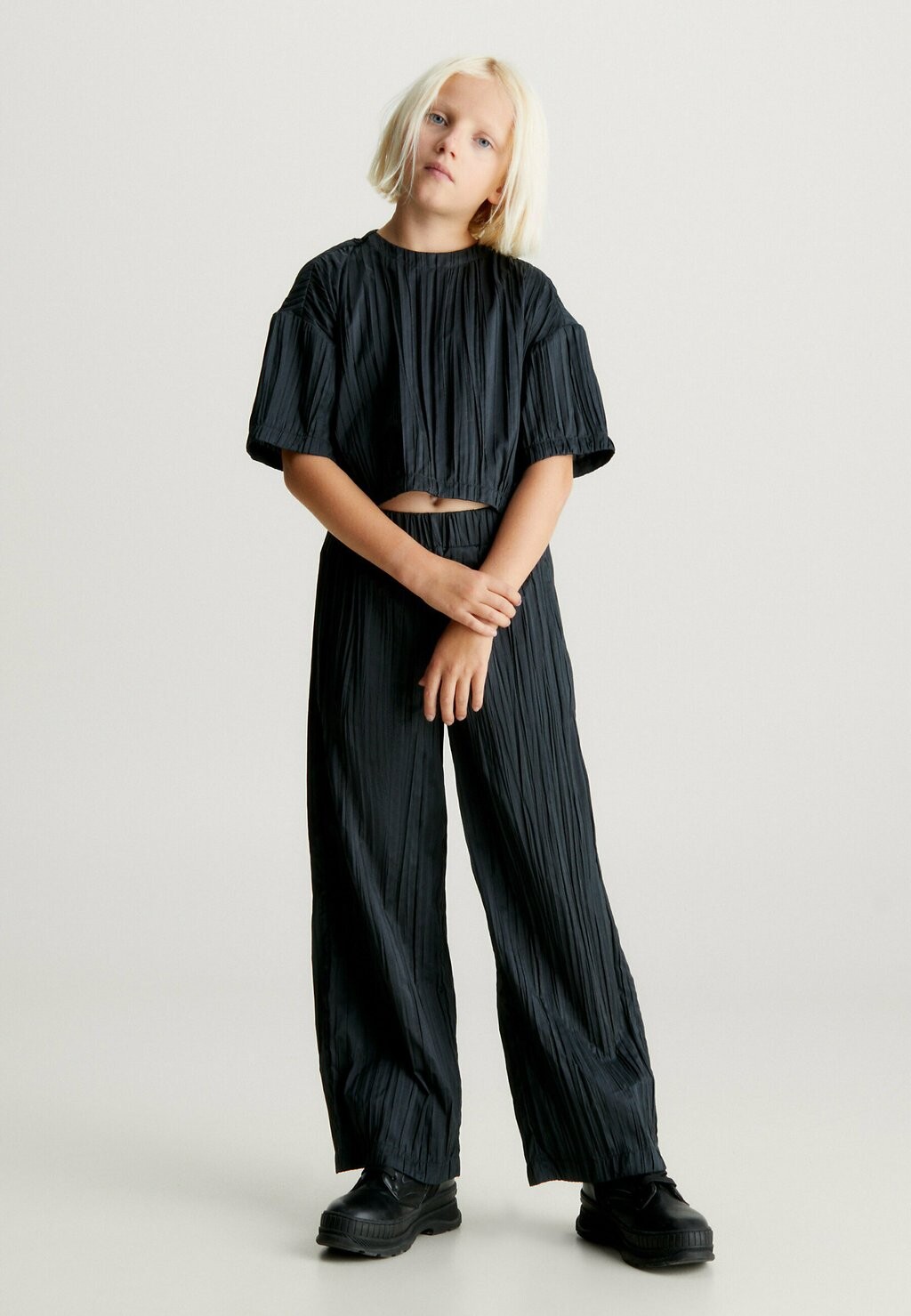 

Блузка Boxy Calvin Klein Jeans, цвет ck black
