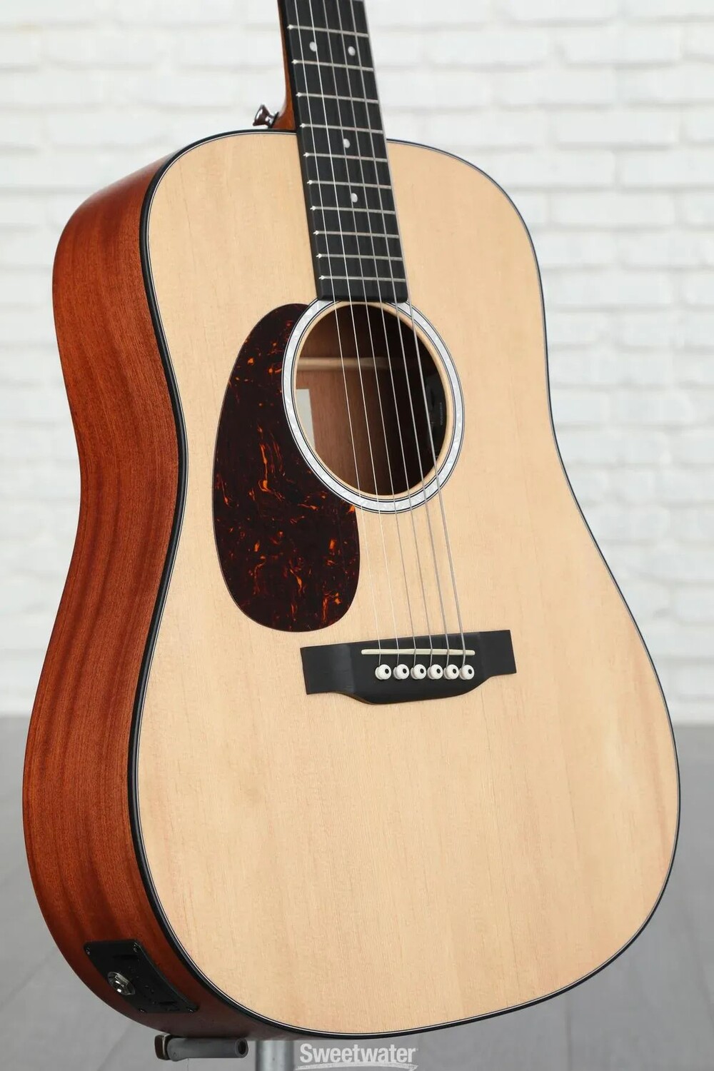 

Martin D Jr-10E Левосторонняя акусто-электрическая гитара - ель натуральная
