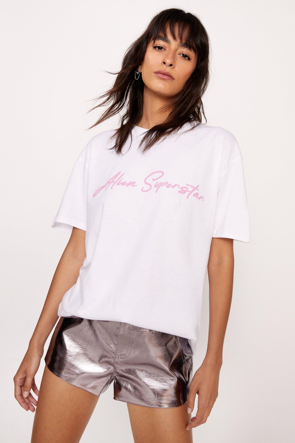 

Размерная футболка с надписью Alien Superstar и графическим рисунком Nasty Gal, белый