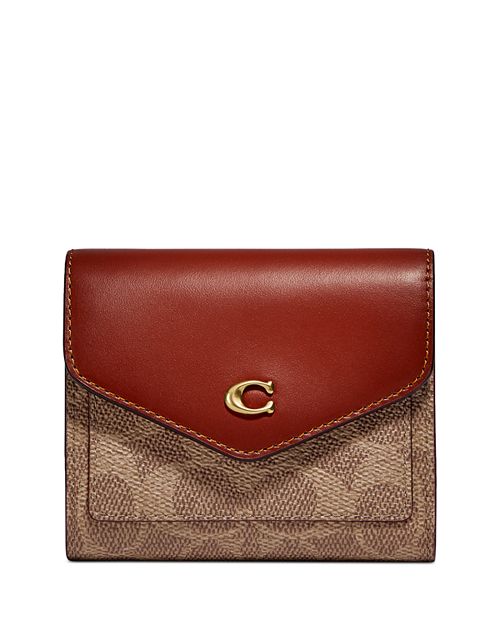 

Wyn Small Signature Canvas &; Кожаный кошелек COACH, цвет Tan/Beige