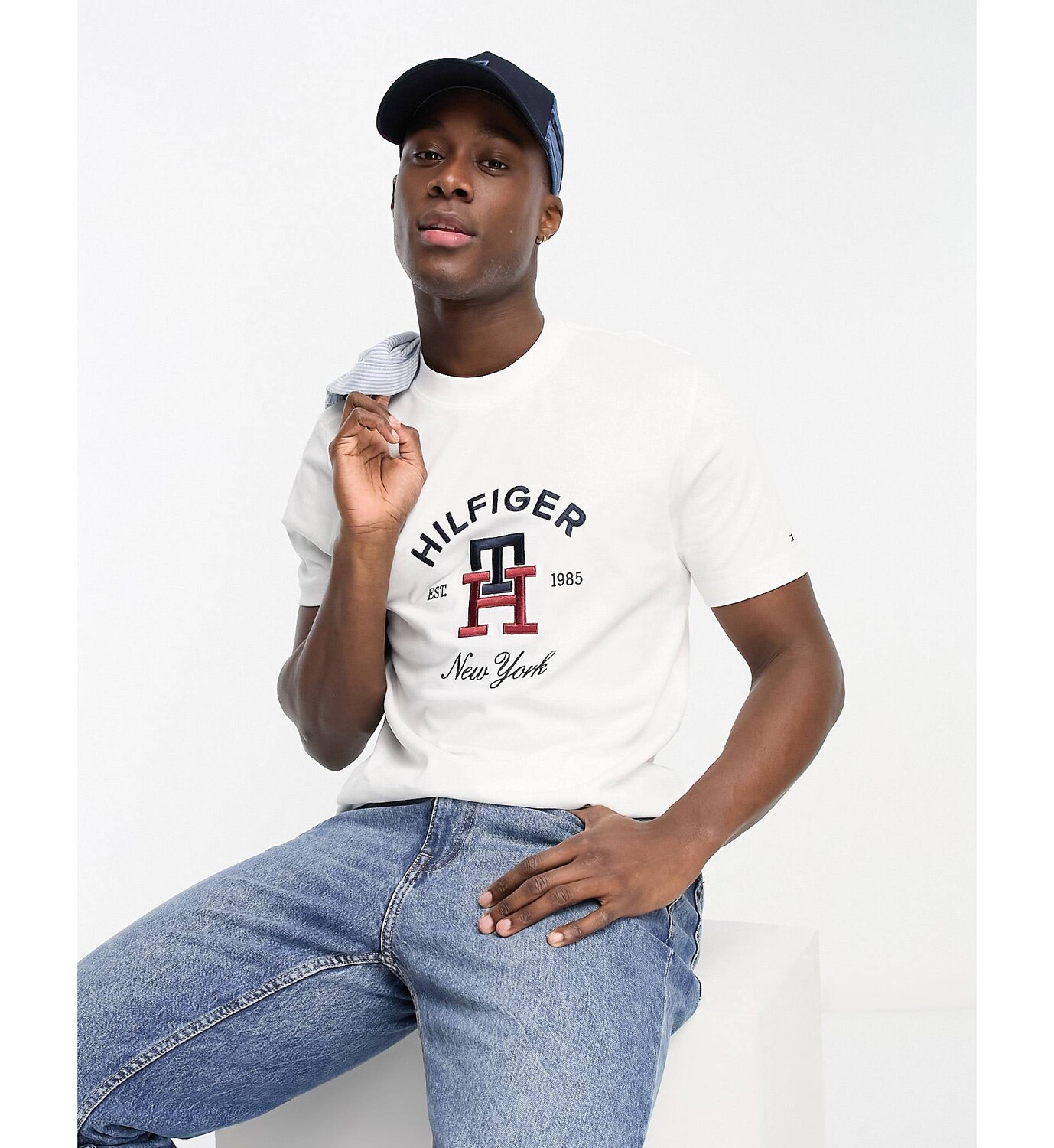 

Белая футболка с логотипом Tommy Hilfiger, Белый