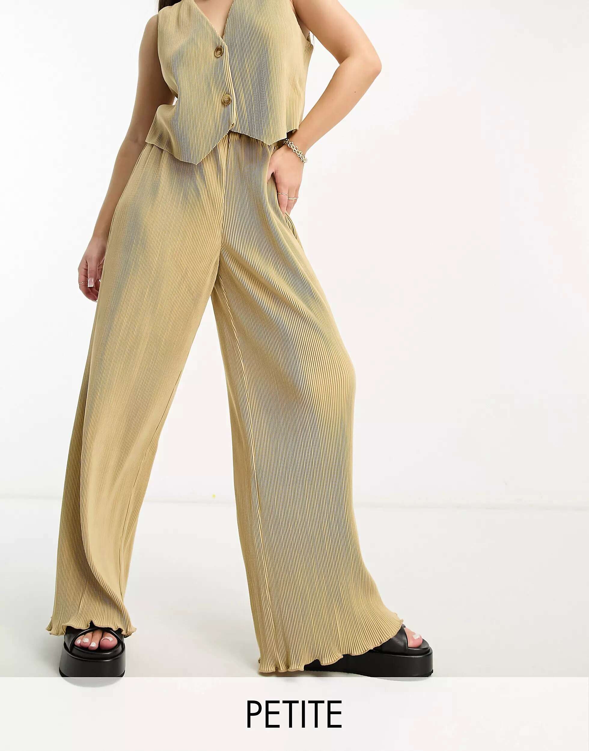 Эксклюзивные широкие плиссированные брюки 4th & Reckless светло-бежевого цвета