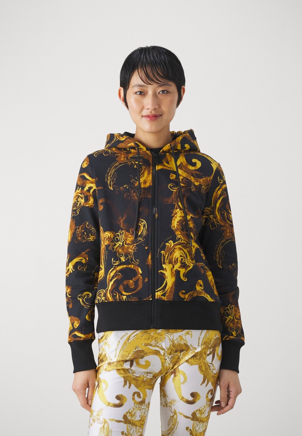 

Толстовка на молнии Versace Jeans Couture, черный