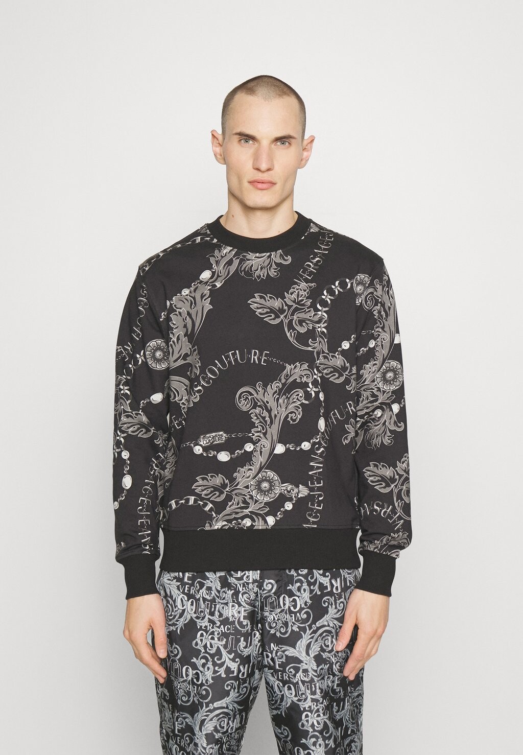 

Толстовка Versace Jeans Couture