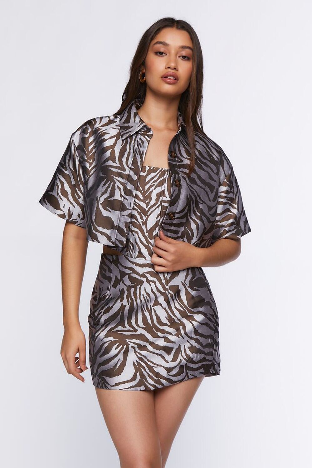 

Жаккардовая укороченная куртка с зеброй Forever 21