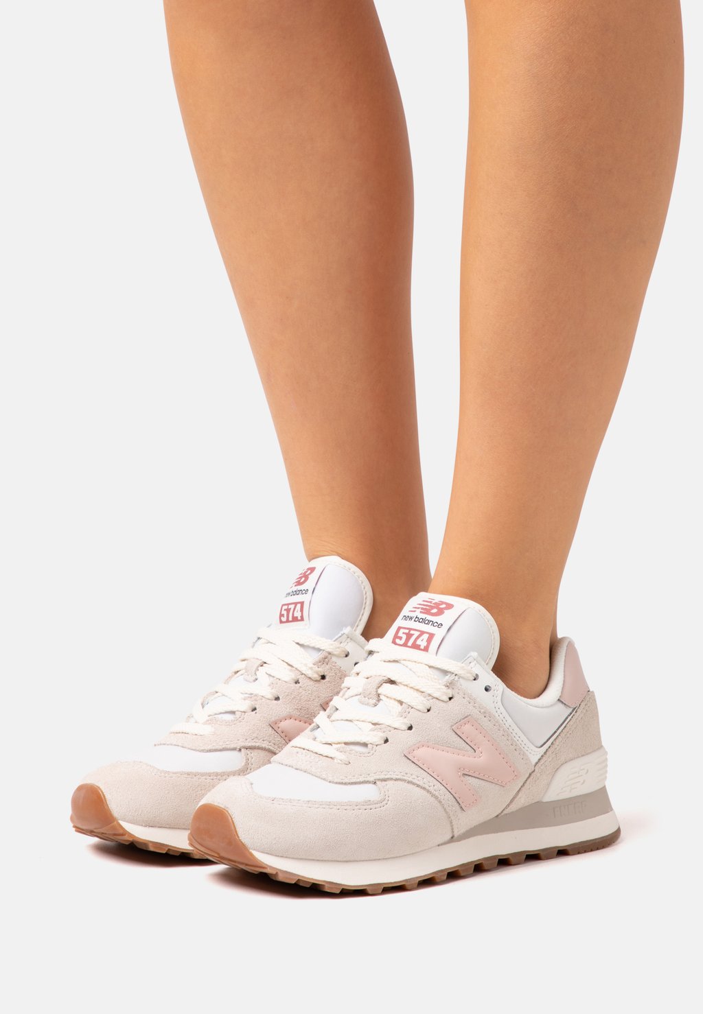 

Кроссовки New Balance